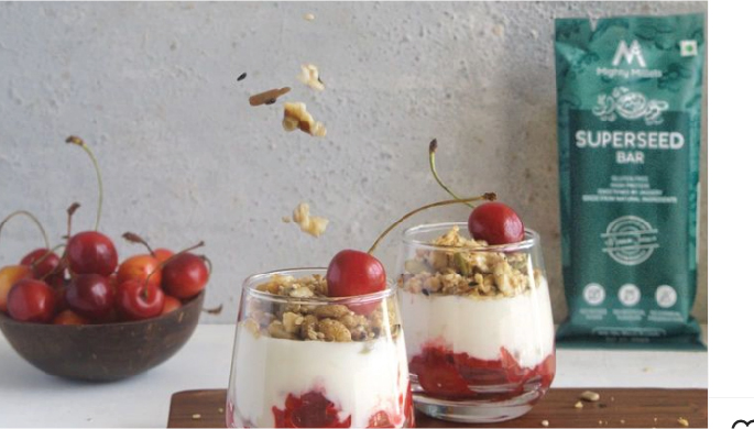 Cherry Parfait with Yoghurt