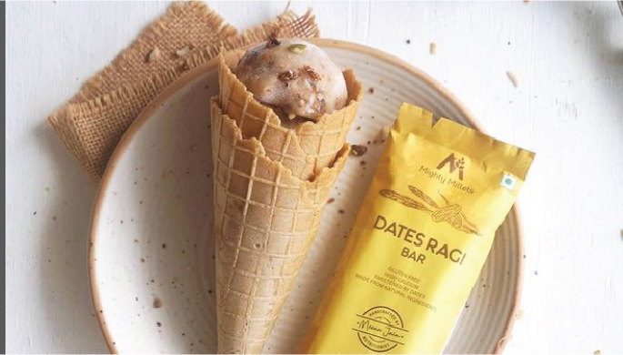 Dates Ragi Crumble Ice Cream